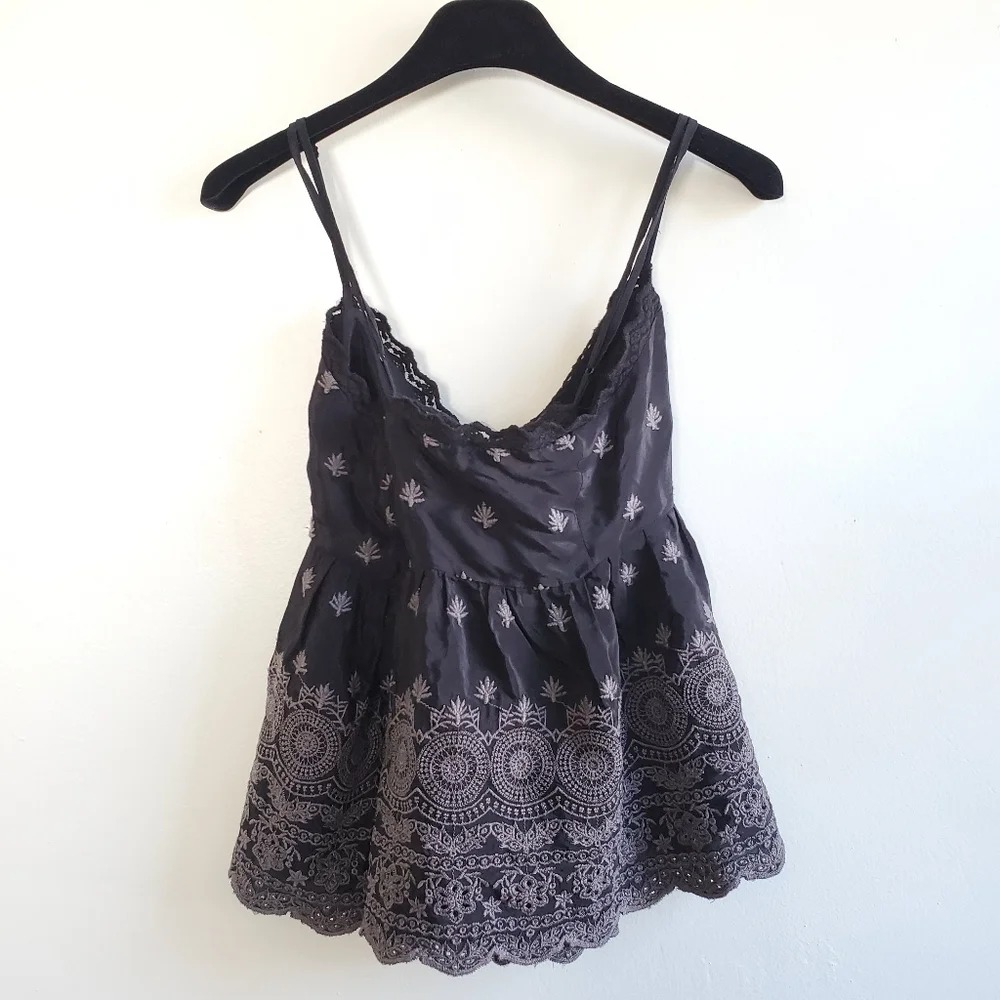 Free People Jenna Embroidered Black Cami Top NWT Size Medium - Picture 10 of 13